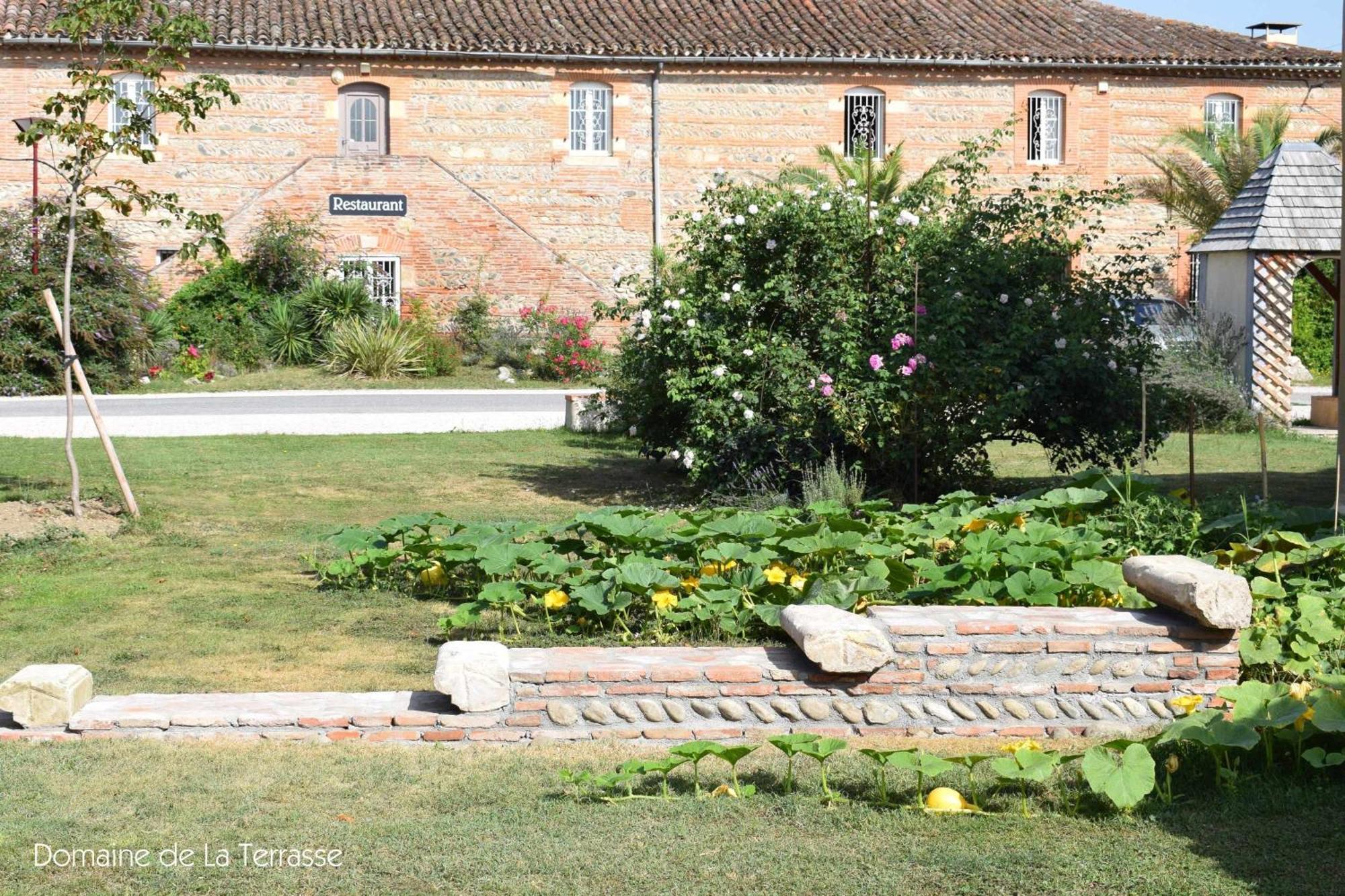 Domaine De La Terrasse Apartment Carbonne Exterior photo